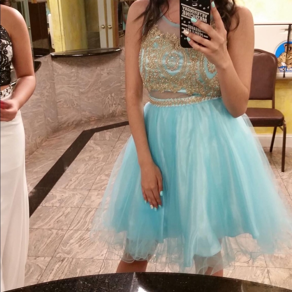 Blue short dress